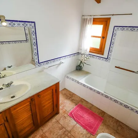 Holiday home Casa Amaya -